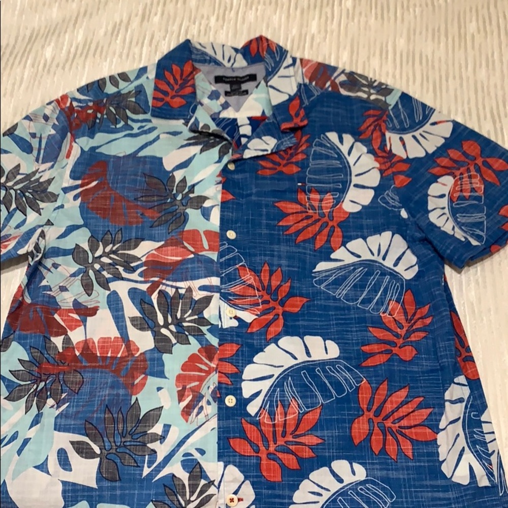 Men Shirt Tommy Hifiger size L ( Beach Collection)